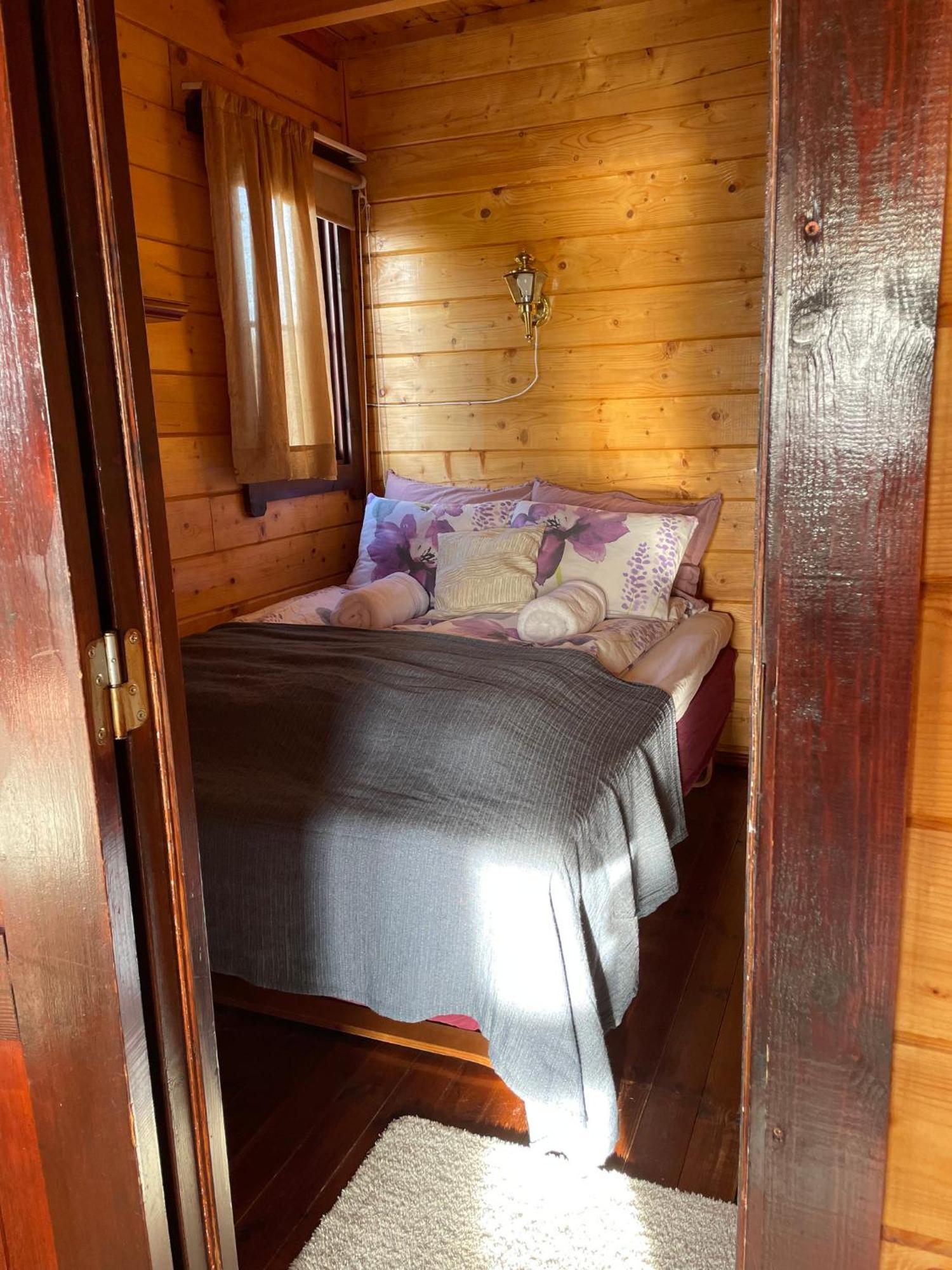 Kaldbaks-Kot Cottages Husavik Ngoại thất bức ảnh