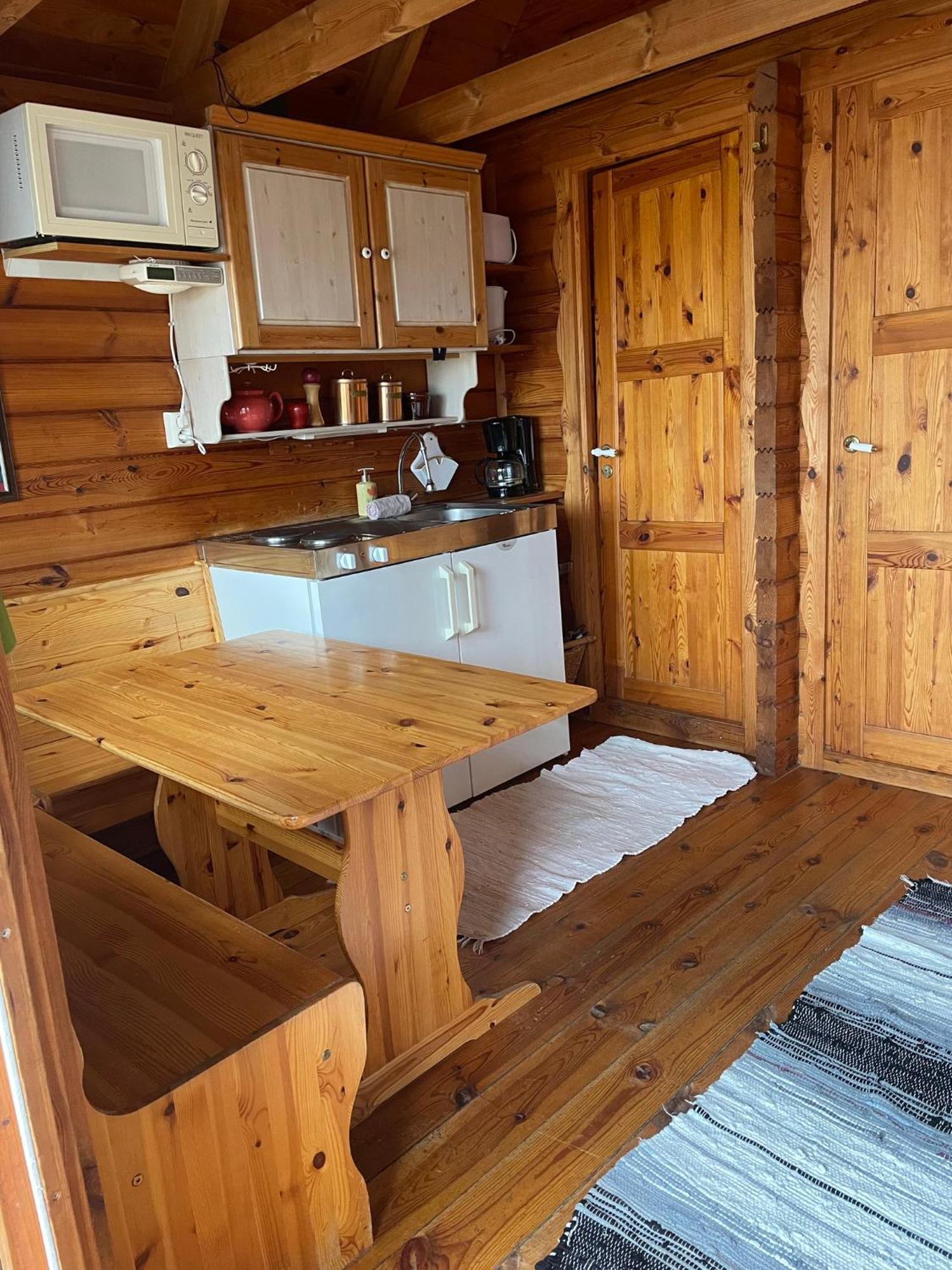 Kaldbaks-Kot Cottages Husavik Ngoại thất bức ảnh